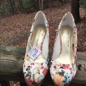 NWT Christian Siriano heels